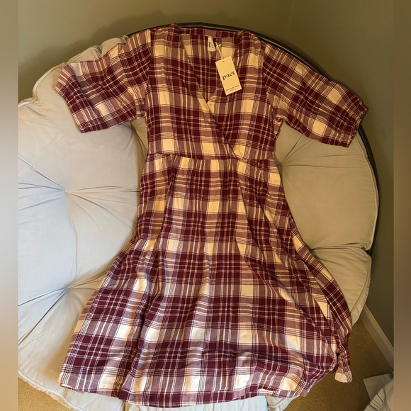 NWT Pact Burgundy and Cream Pomegranate Plaid Flannel Midi Dress Medium - Picture 8 of 11